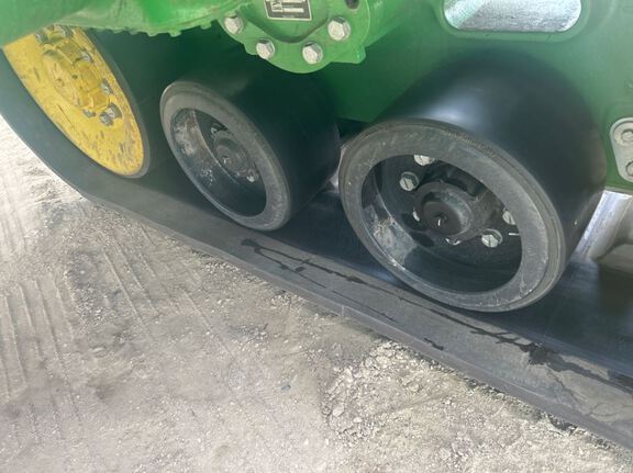 2025 John Deere 9RX 590 Tractor Rubber Track