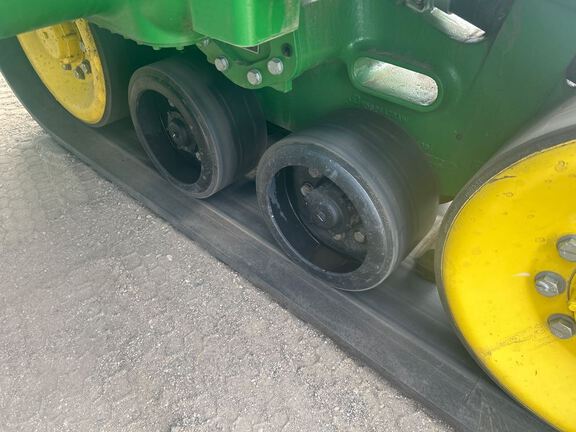 2025 John Deere 9RX 590 Tractor Rubber Track