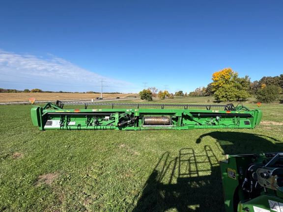 2014 John Deere 635FD Header Combine
