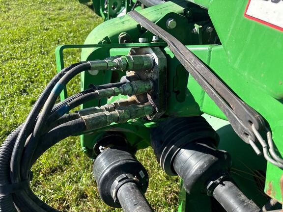 2014 John Deere 635FD Header Combine