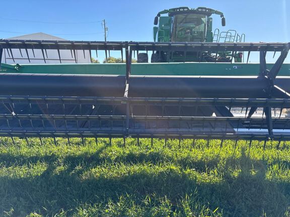 2014 John Deere 635FD Header Combine