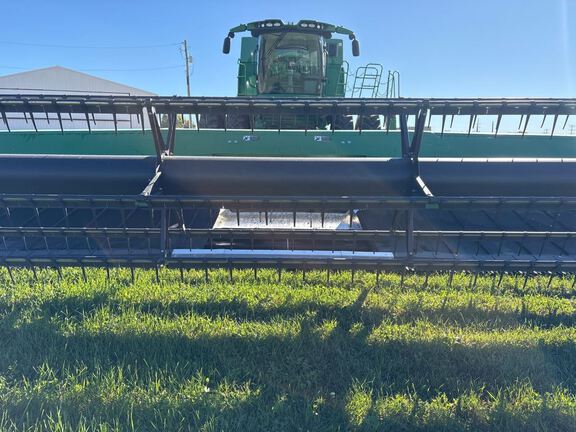 2014 John Deere 635FD Header Combine
