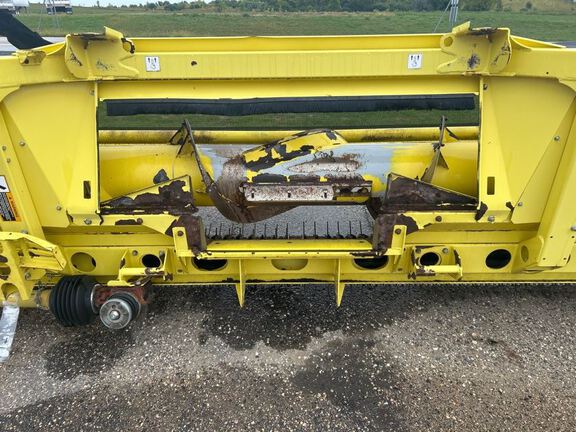 2016 John Deere 659 Header Forage