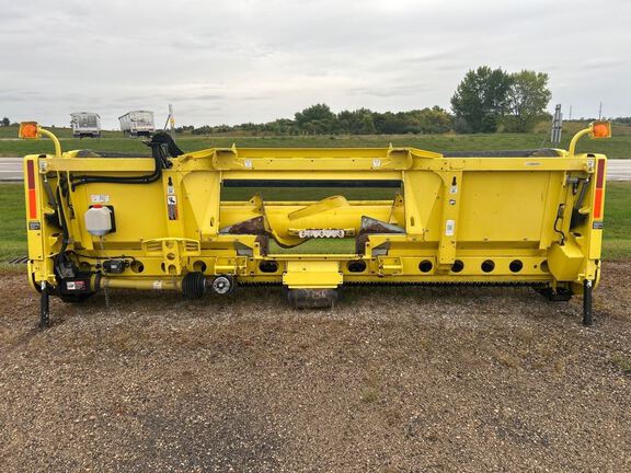 2022 John Deere 659 Header Forage