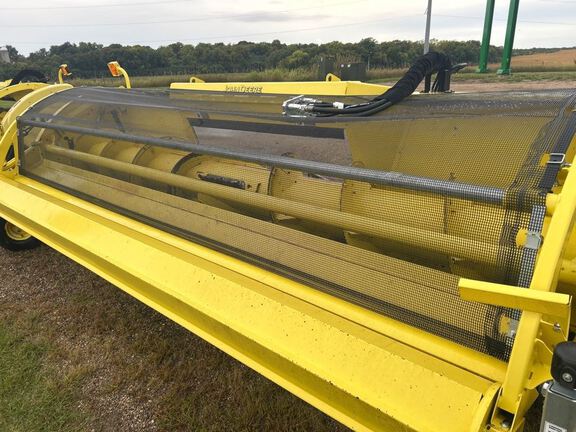 2022 John Deere 659 Header Forage