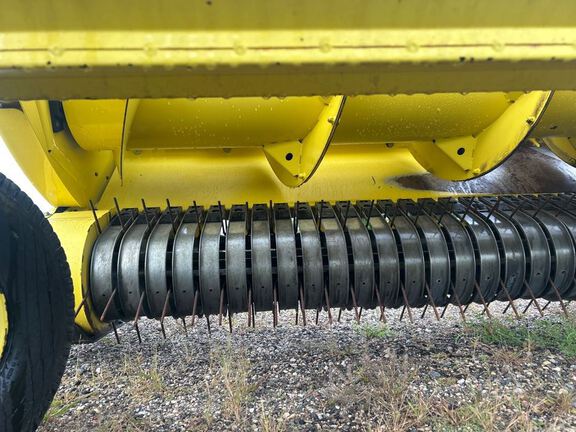 2022 John Deere 659 Header Forage