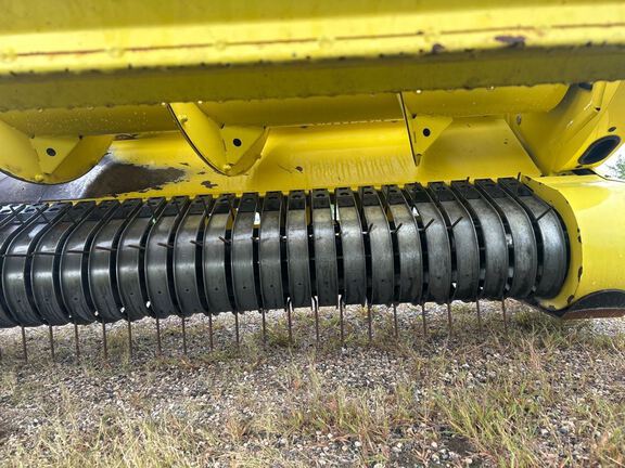 2022 John Deere 659 Header Forage