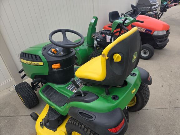 2017 John Deere D160 Garden Tractor