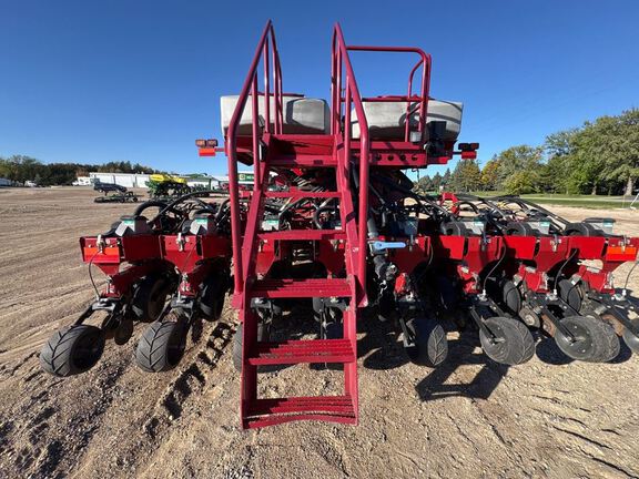 2013 Case YIELDTRAC 24 Planter