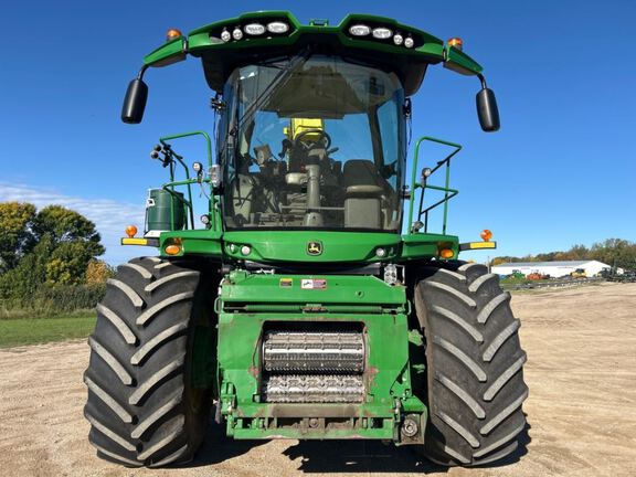 2022 John Deere 9900 Forage Harvester
