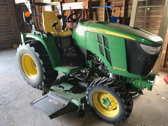 2016 John Deere 3046R Tractor Compact