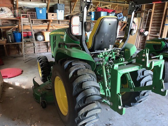 2016 John Deere 3046R Tractor Compact