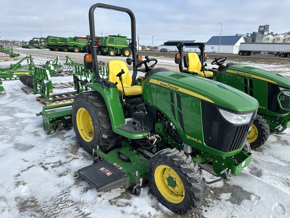 2016 John Deere 3046R Tractor Compact