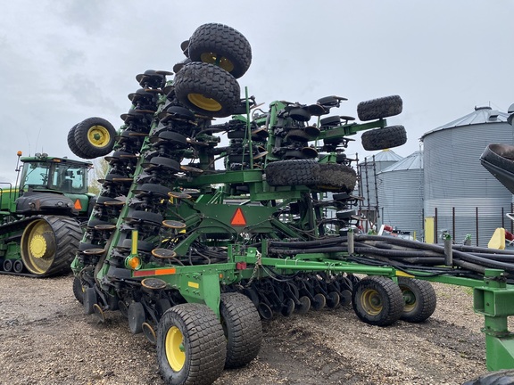 2014 John Deere 1890 Air Seeder