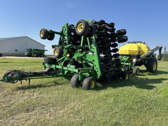 2014 John Deere 1890 Air Seeder