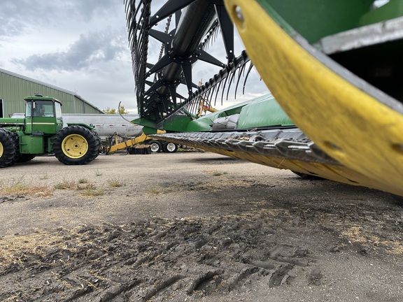 2012 John Deere 635FD Header Combine