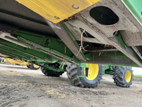 2012 John Deere 635FD Header Combine