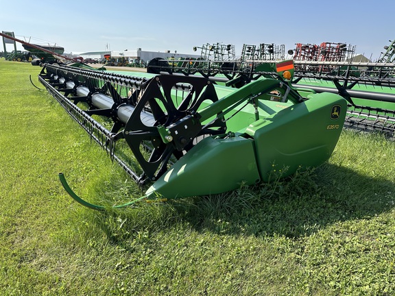 2012 John Deere 635FD Header Combine