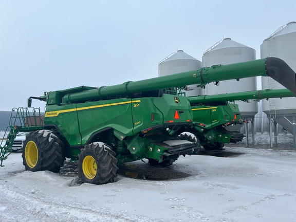 2022 John Deere X9 1000 Combine