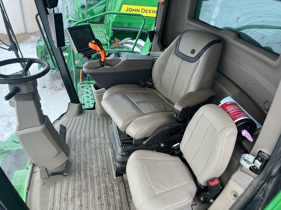 2022 John Deere X9 1000 Combine