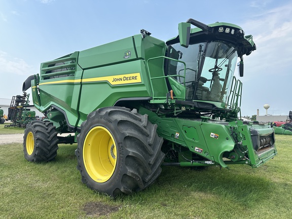 2022 John Deere X9 1000 Combine