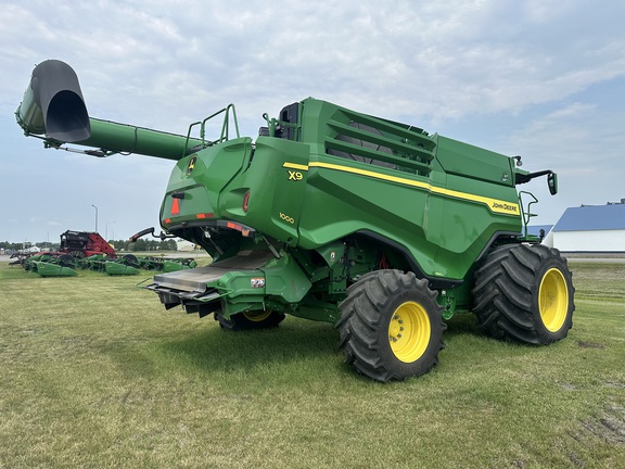 2022 John Deere X9 1000 Combine