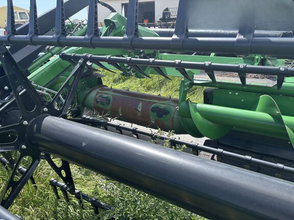 2022 John Deere HD50F Header Combine