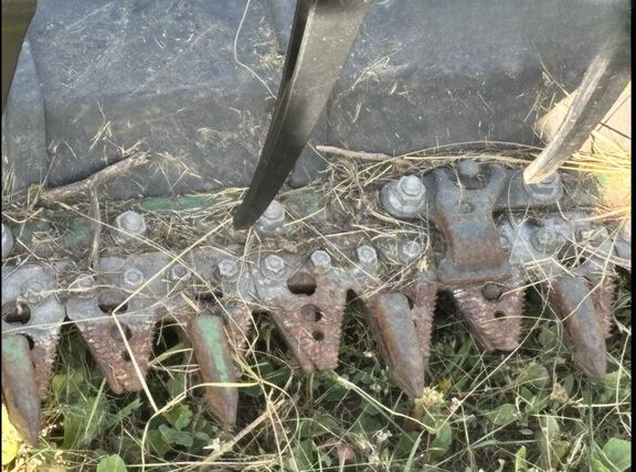 2022 John Deere HD50F Header Combine