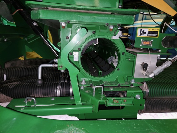 2021 John Deere 1890 Air Seeder