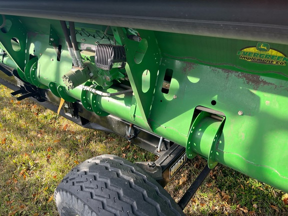 2013 John Deere 640FD Header Combine