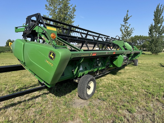 2013 John Deere 640FD Header Combine