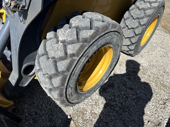 2021 John Deere 320G Skid Steer Loader