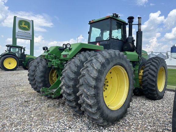 1995 John Deere 8870 Tractor 4WD