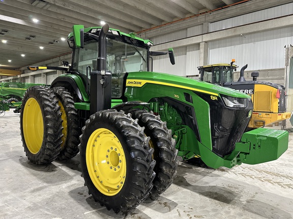 2022 John Deere 8R 310 Tractor