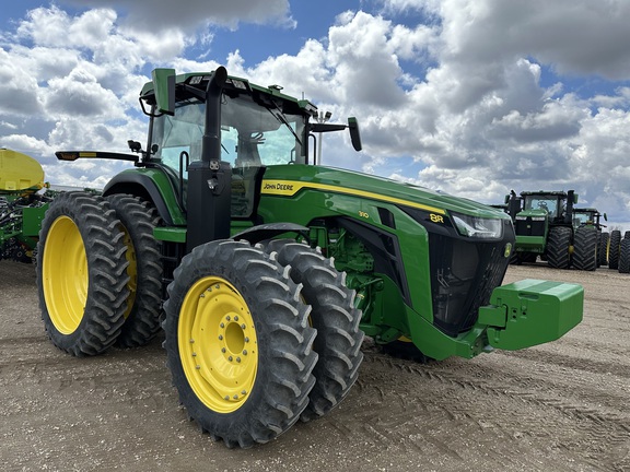 2022 John Deere 8R 310 Tractor