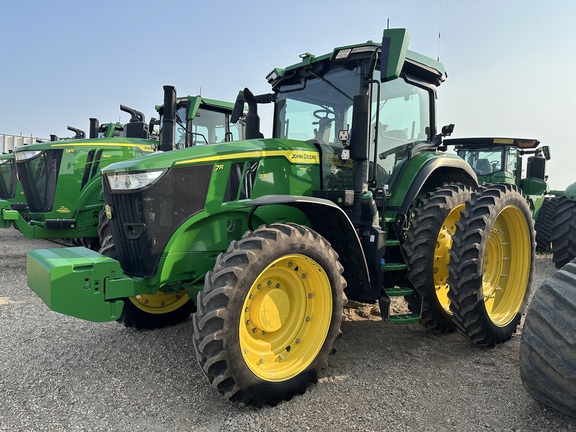 2020 John Deere 7R 230 Tractor