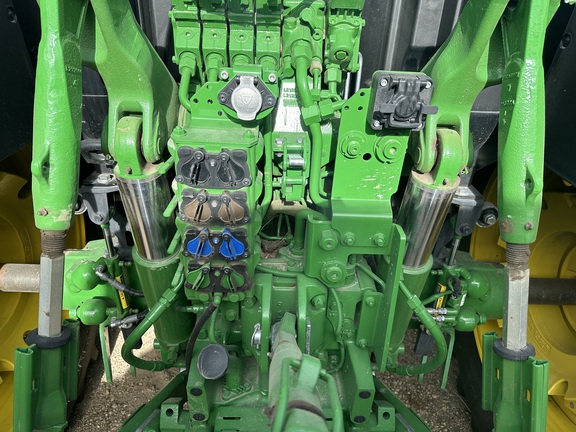 2023 John Deere 6R 165 Tractor