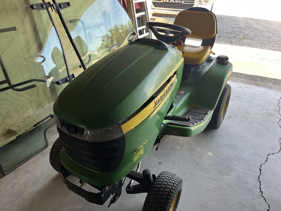 2011 John Deere X300 Garden Tractor