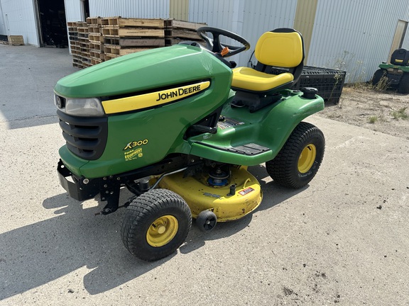 2011 John Deere X300 Garden Tractor