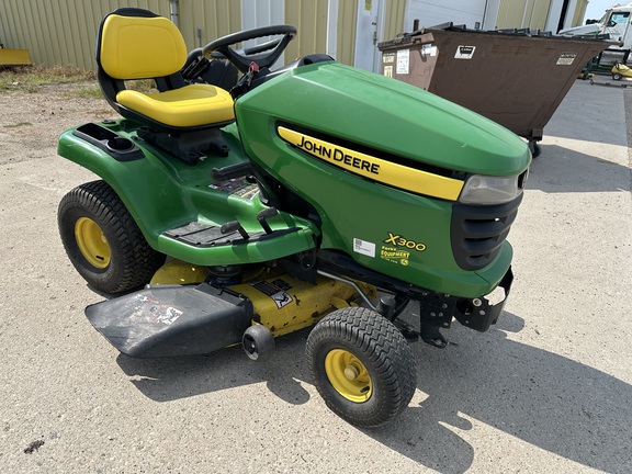 2011 John Deere X300 Garden Tractor