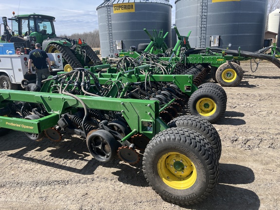 2022 John Deere N560 Air Seeder