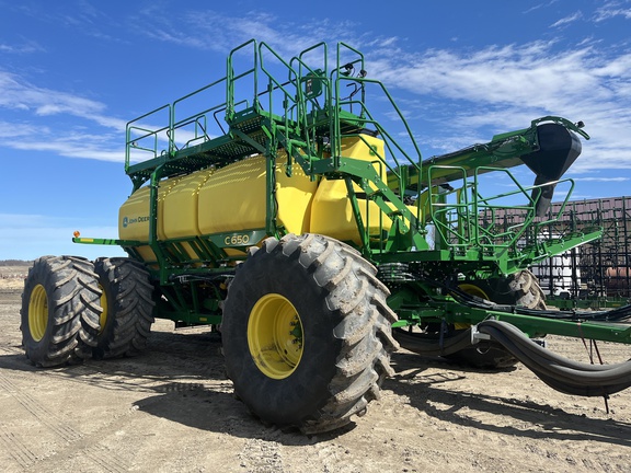 2022 John Deere N560 Air Seeder