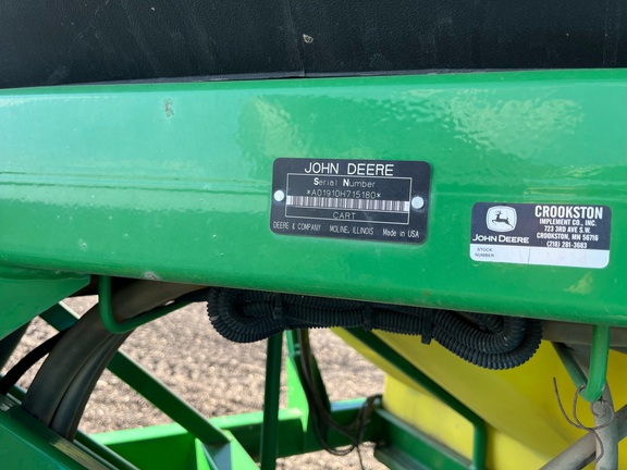 2006 John Deere 1890 Air Seeder