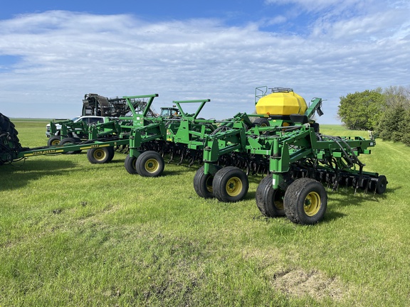 2001 John Deere 1820 Air Seeder