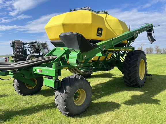 2001 John Deere 1820 Air Seeder