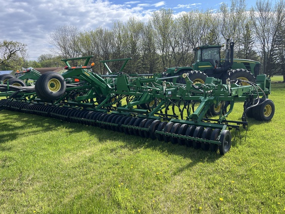 2001 John Deere 1820 Air Seeder