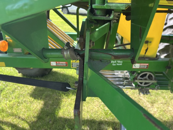 2001 John Deere 1820 Air Seeder