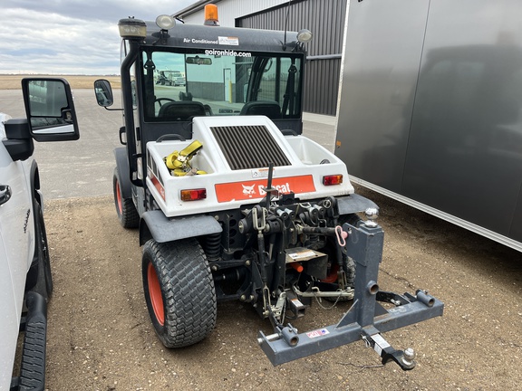 2017 Bobcat 5610 Tractor Compact