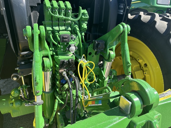 2023 John Deere 6R 175 Tractor