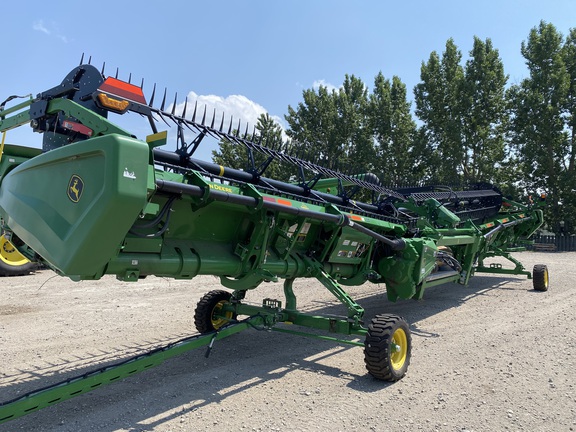 2022 John Deere HD45F Header Combine